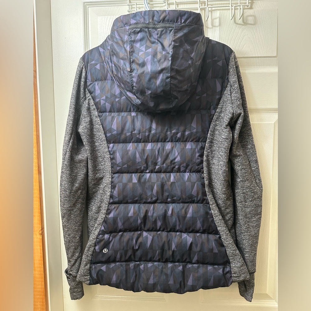 Lululemon Fluff Off Pullover - Picture 2 of 2